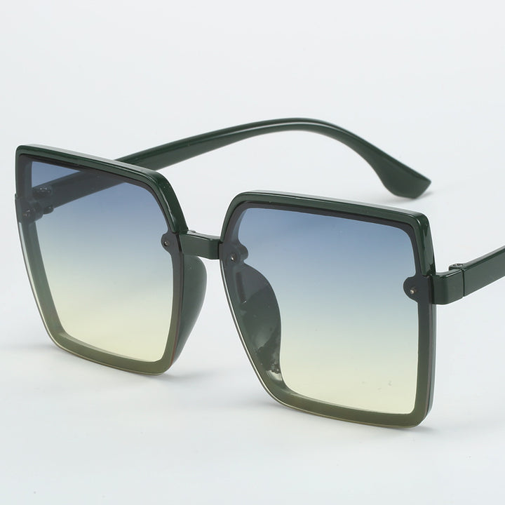 Women Oversized Sunglasses with Square Frame Bowlift