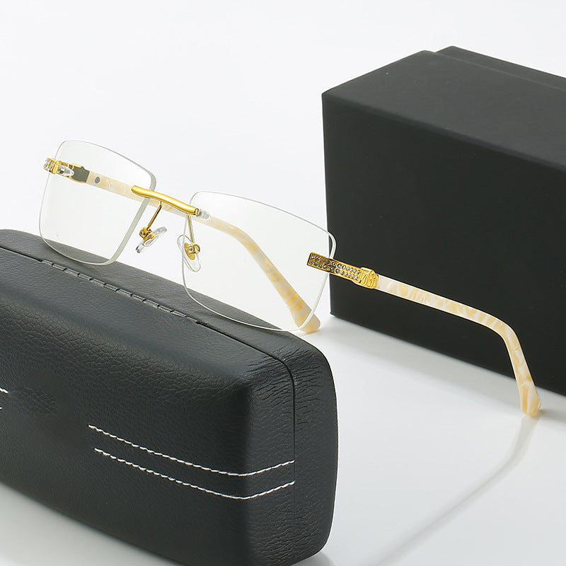 Women elegant sunglasses with stylish metal frame Bowlift