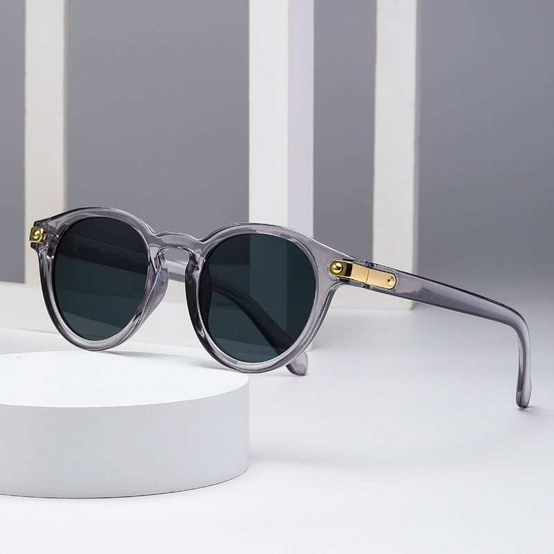 Ladies fashionable sunglasses with transparent frame and sturdy lenses Bowlift