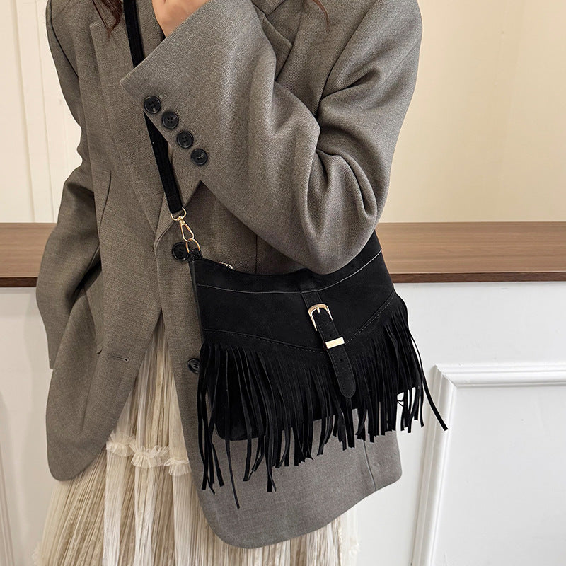 WoSuede Fringe Crossbody Bag Bowlift