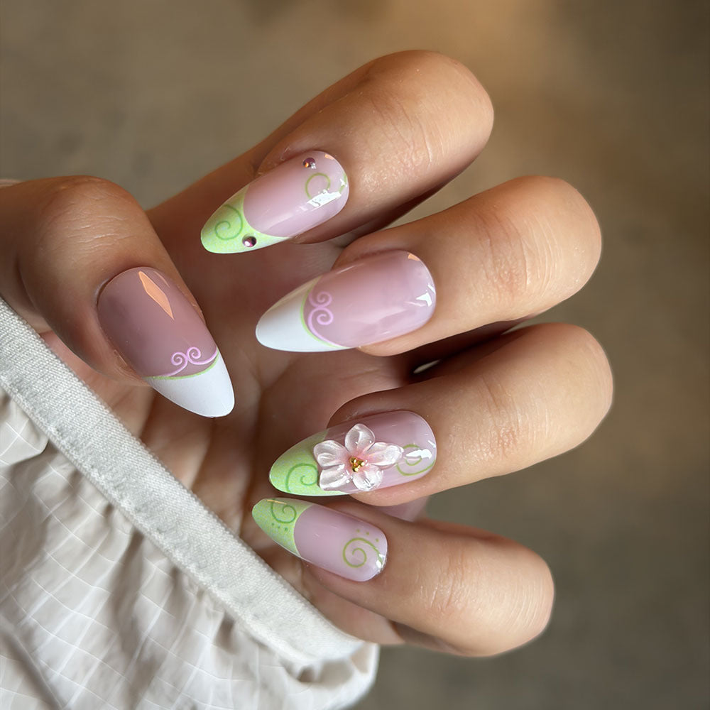 Artistic Floral-Accent Press-On Nail Set Bowlift