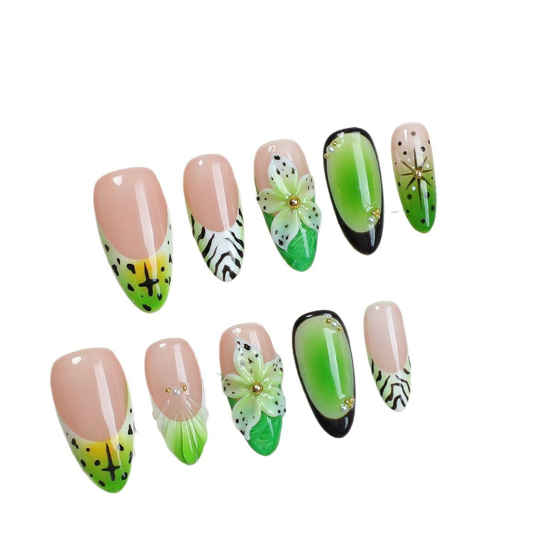 Artificial nail set with floral and colorful design Bowlift