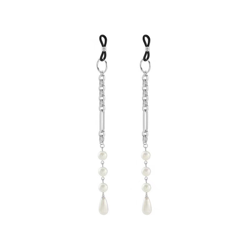 Elegant Pearl-Linked Eyewear Chain Bowlift