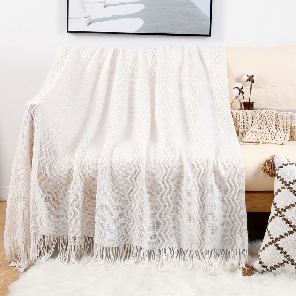 Women Comfortable Knitted Blanket with Modern Zigzag Pattern Bowlift