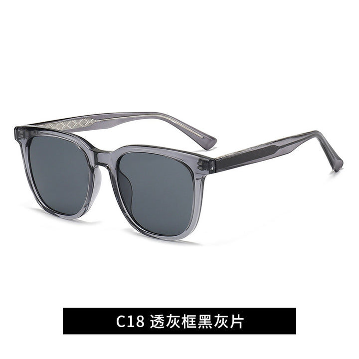 Ladies fashionable sunglasses in modern rectangular style Bowlift