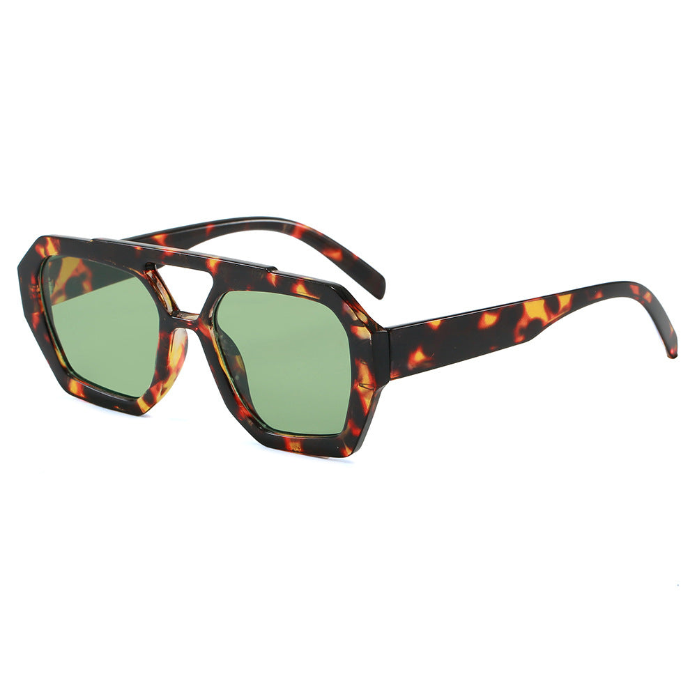 Women's geometric sunglasses in extravagant design Bowlift