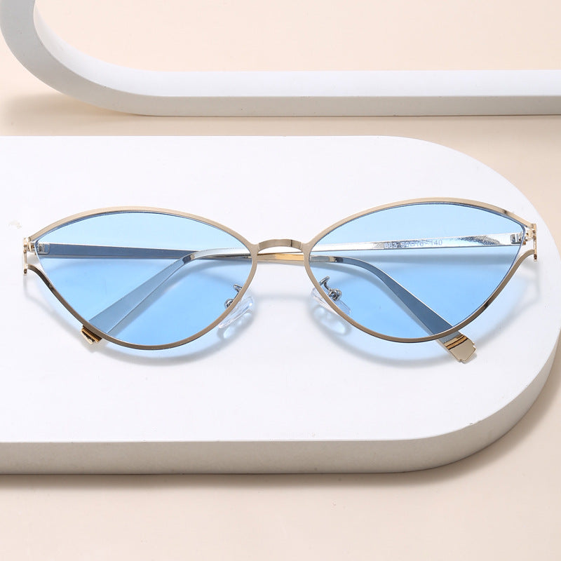 Fashionable Cat-Eye Sunglasses with Thin Metal Frame Bowlift