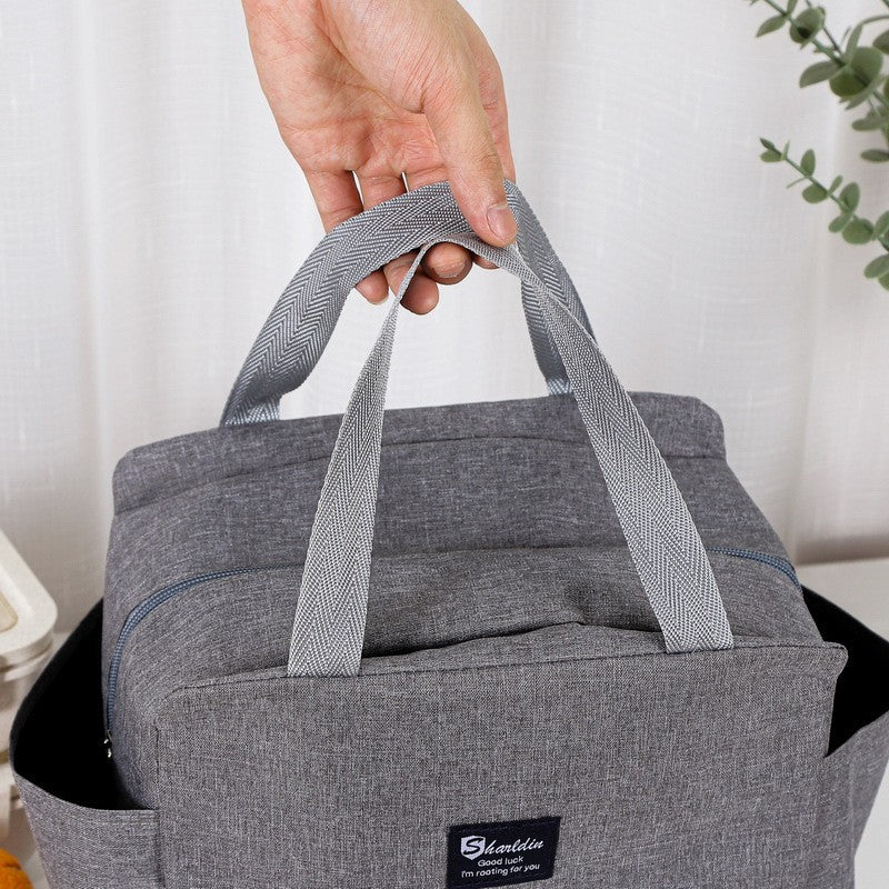 Fun Soccer-Themed Insulated Lunch Tote Bowlift