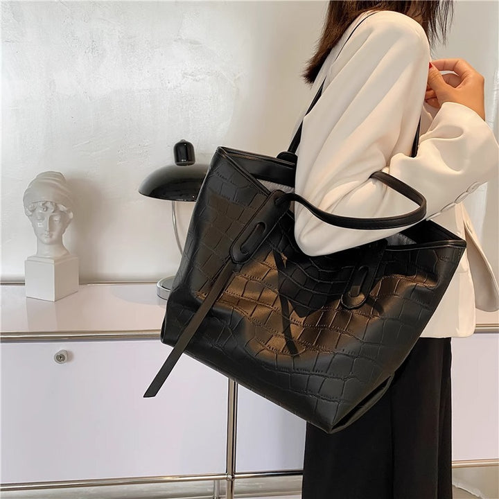 Modern Crocodile-Embossed Tote Bag Bowlift