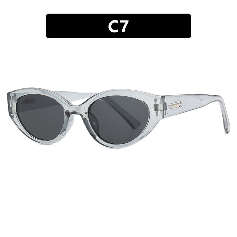 Ladies Cat-Eye Sunglasses in Elegant Retro Design Bowlift