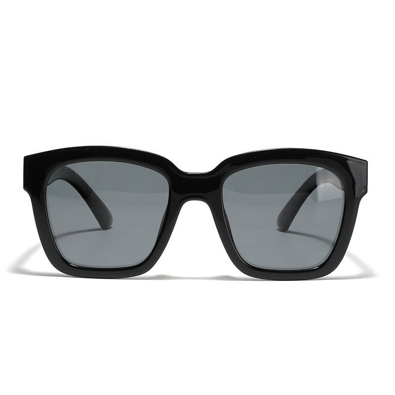 Women's square sunglasses with elegant frame construction Bowlift