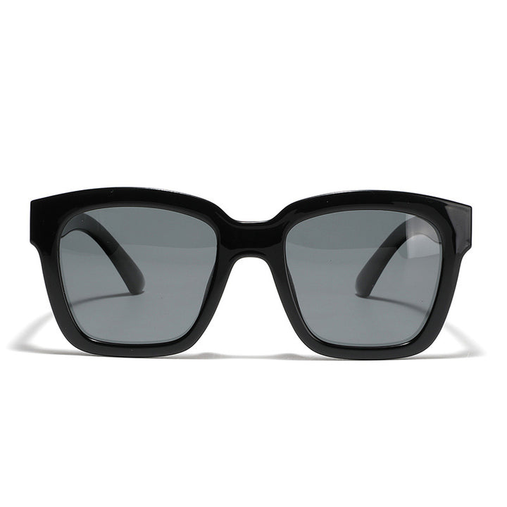 Women's square sunglasses with elegant frame construction Bowlift