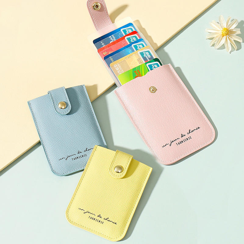 Elegant Leather Card Holder Bowlift