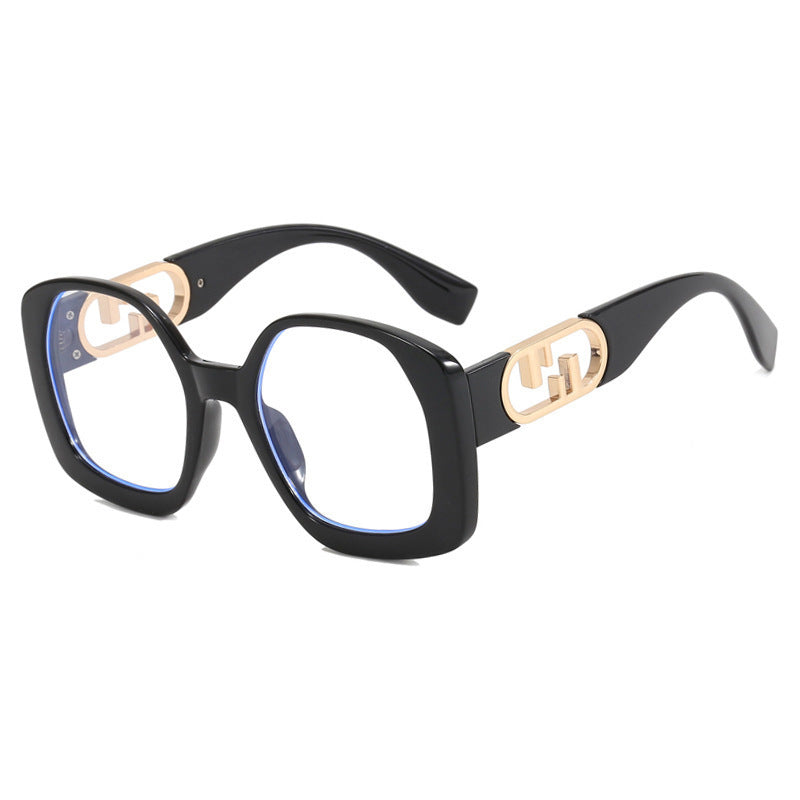 Women oversized sunglasses with extravagant geometric frame and elegant accents Bowlift