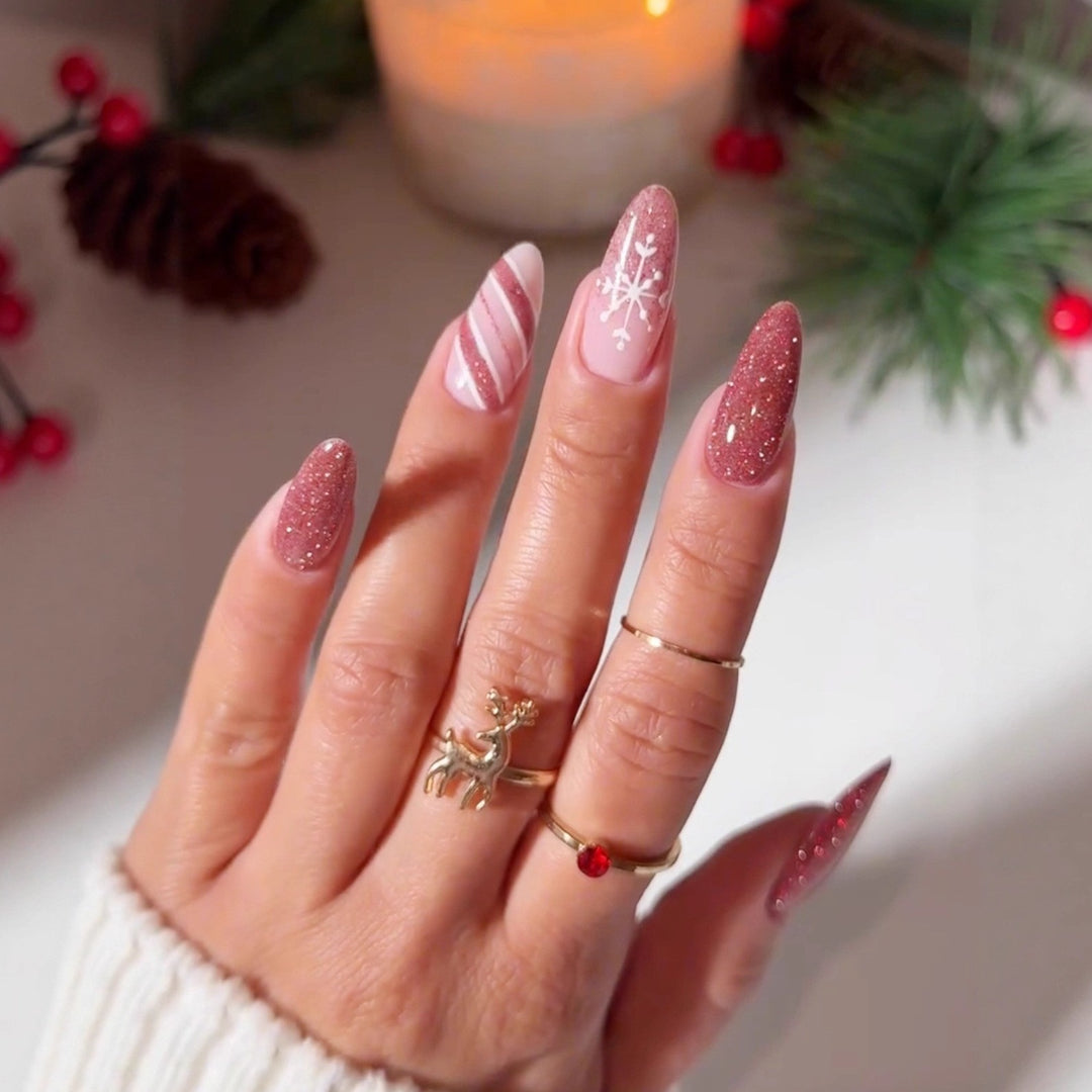 Acrylic nail set with sparkling Christmas design Bowlift