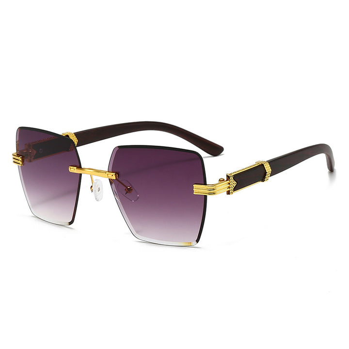 Women's extravagant square sunglasses with golden accents Bowlift
