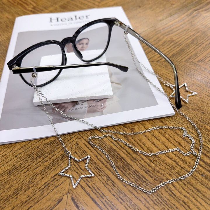 Star-Shaped Drop Earrings Bowlift