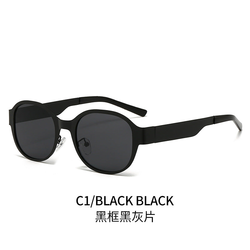 Women's Fashion Sunglasses in Stylish Accent Design Bowlift