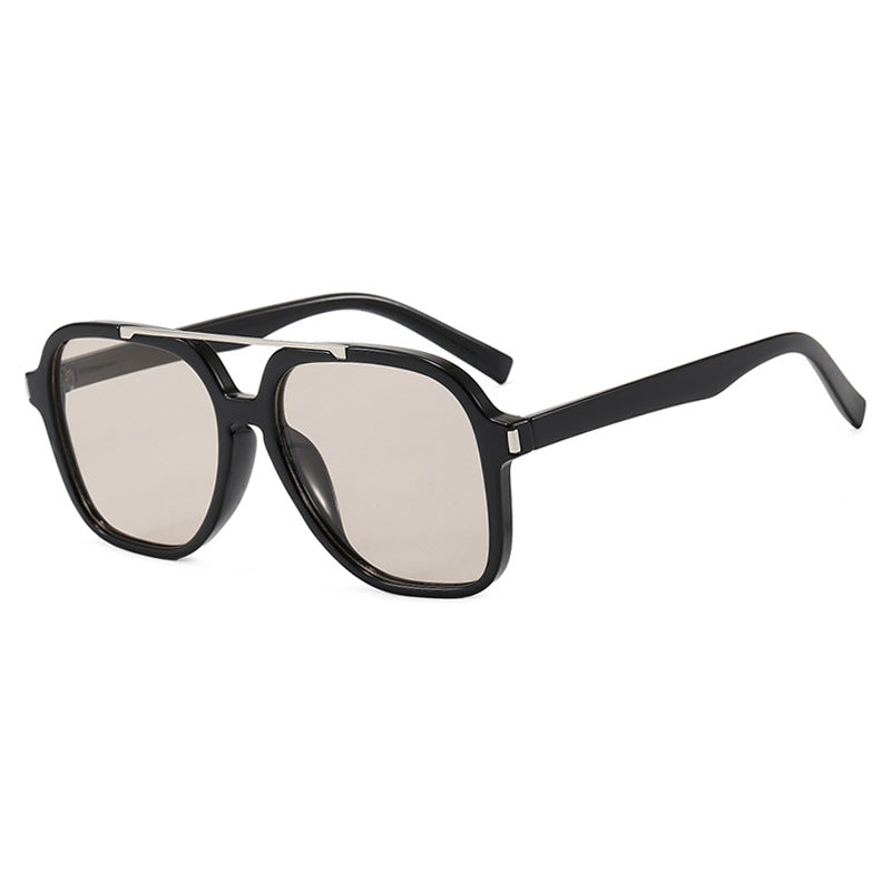Women's square sunglasses with protective UV filter and elegant frame Bowlift
