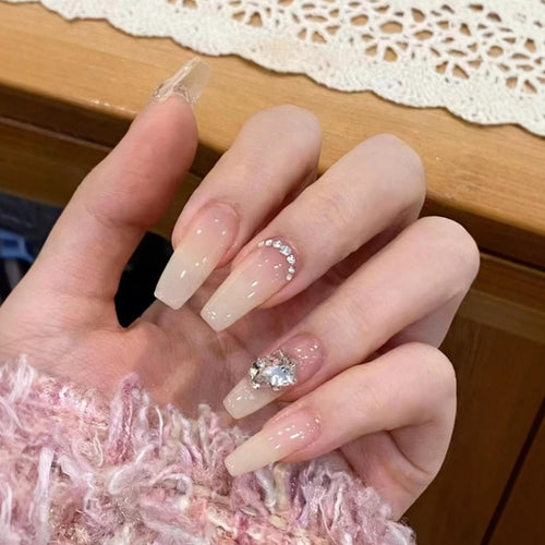 Luxurious Crystal-Embellished Press-On Nail Art Bowlift