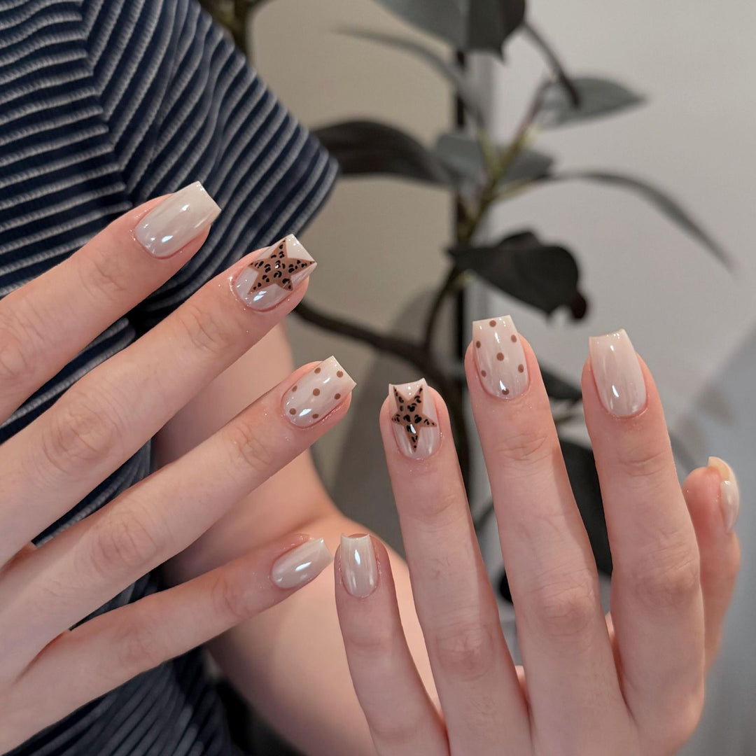 Trendy animal print artificial nail tips Bowlift