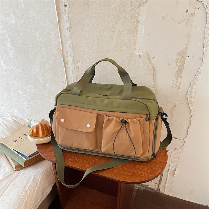 Multi-Pocket Weekend Duffle Bag