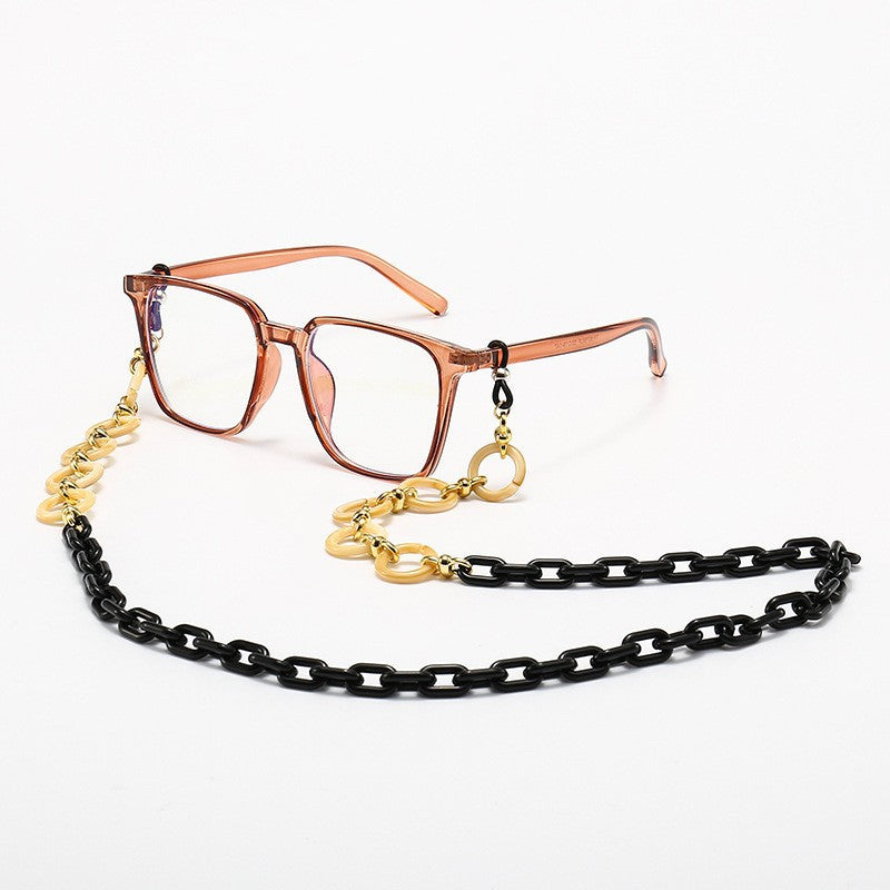 Designer sunglasses with chain pendant Bowlift