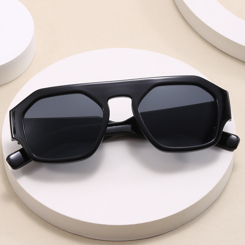 Ladies fashionable geometric sunglasses Bowlift