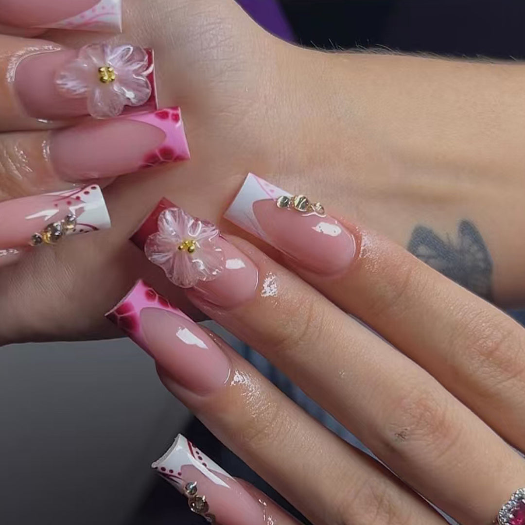 Elegant 3D Floral Press-On Nail Extensions Bowlift