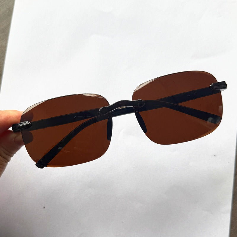 Chic Oversized Sunglasses Bowlift