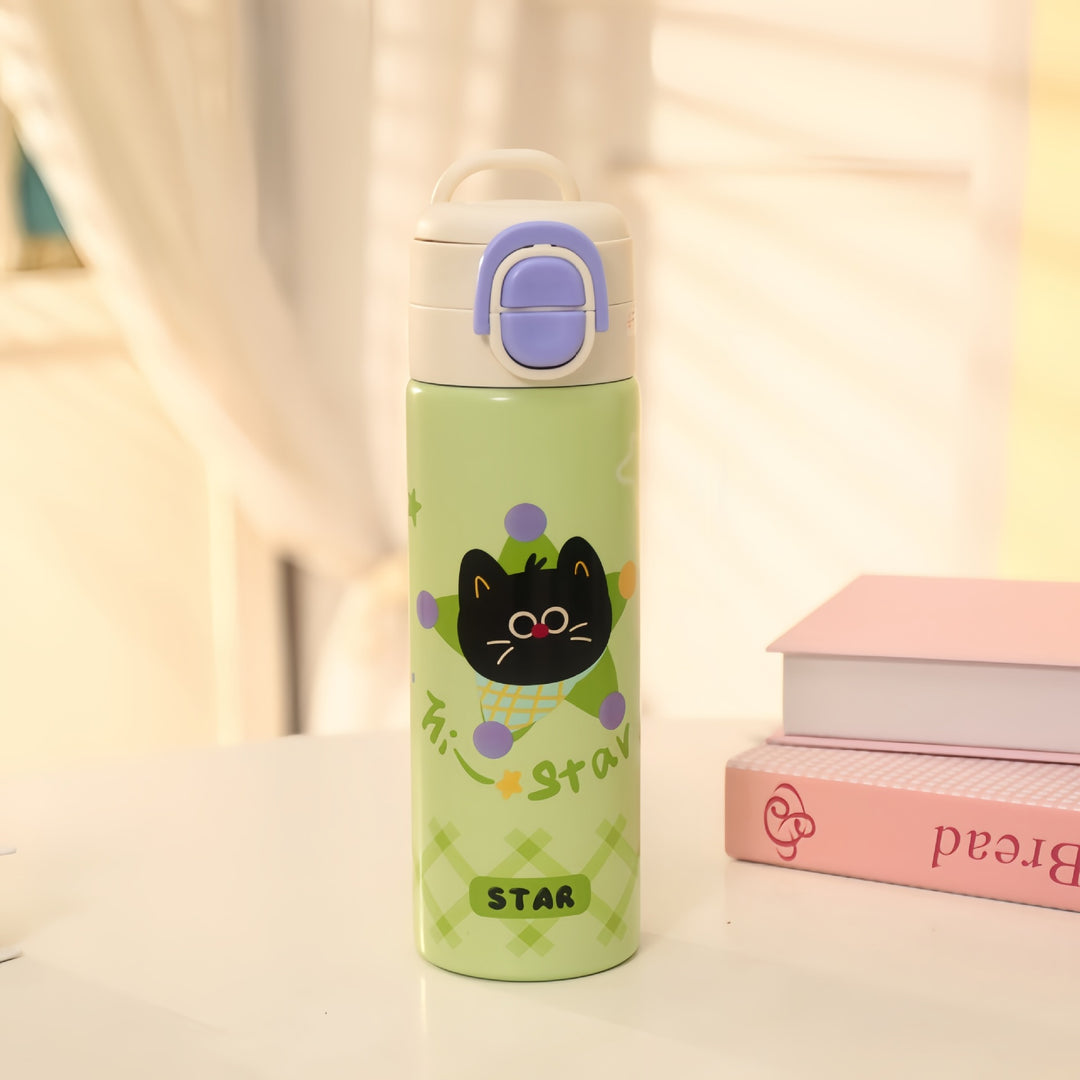 Insulated drinking bottle with cute design and practical closure Bowlift