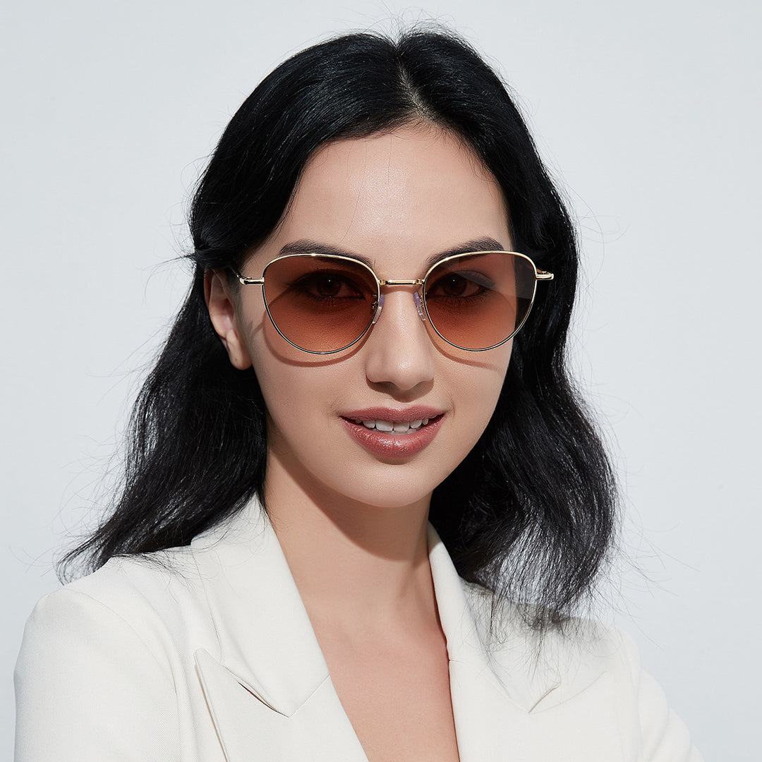Women’s fashionable sunglasses with delicate metal frame Bowlift