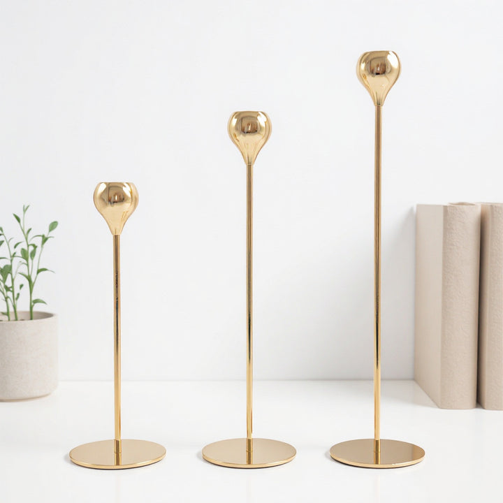 Chrome metal wig and hat display stand with weighted round base Bowlift