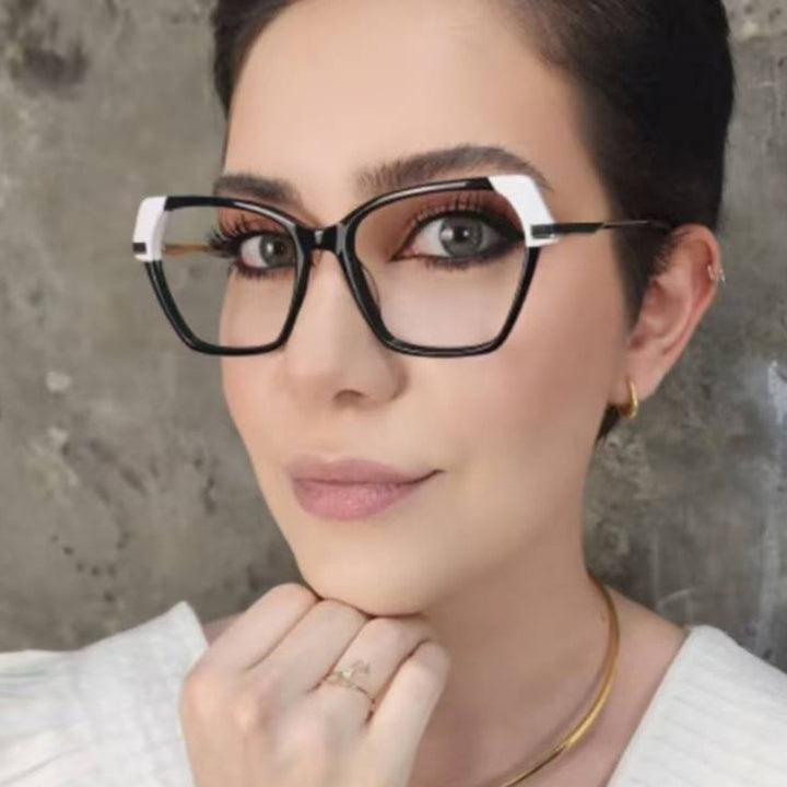 Ladies square sunglasses with elegant metal frame and protective UV filter Bowlift