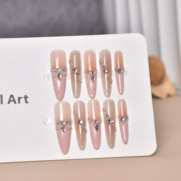 Glamorous Rhinestone-Embellished Press-On Nail Extensions Bowlift