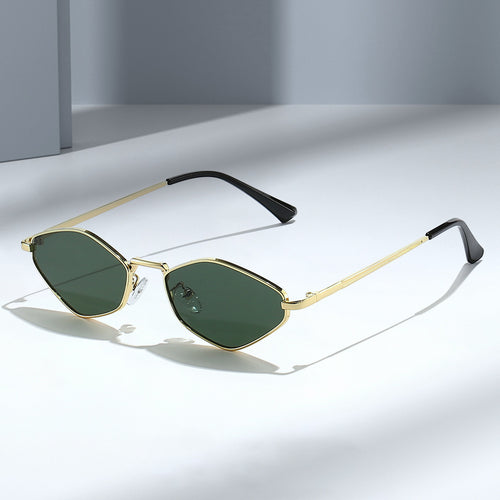 Women’s Fashion Sunglasses in Futuristic Design Bowlift