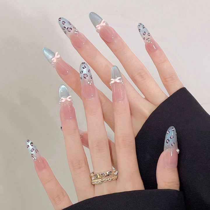 Artistic Press-On Nail Set with Unique Bow and Heart Accents Bowlift
