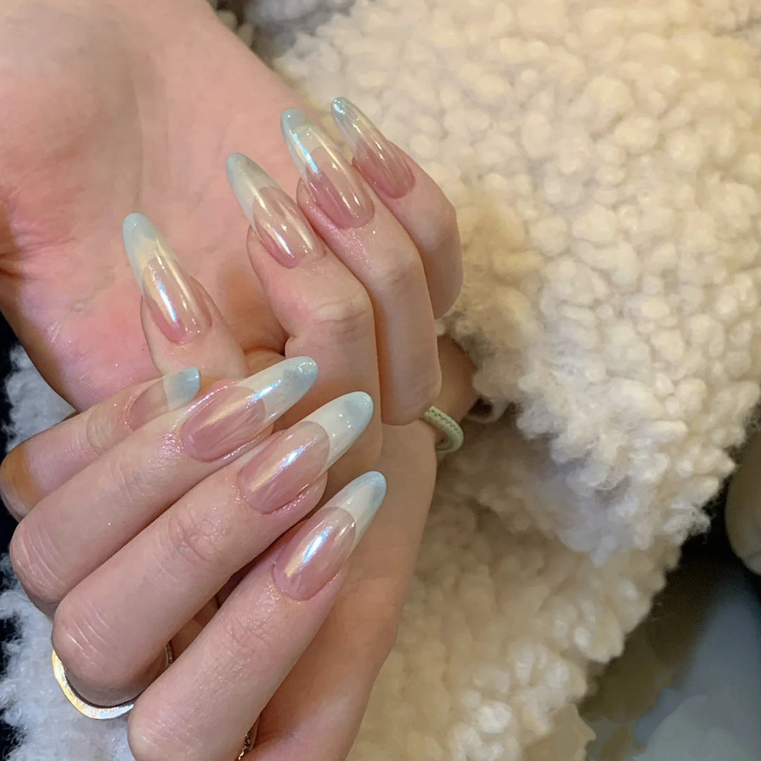 Premium Artificial Nails with Elegant Ombre Effect Bowlift