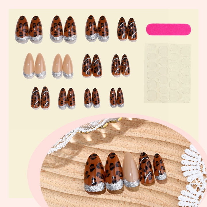 Decorative Press-On Nail Kit with Leopard Print and Glitter Accents Bowlift