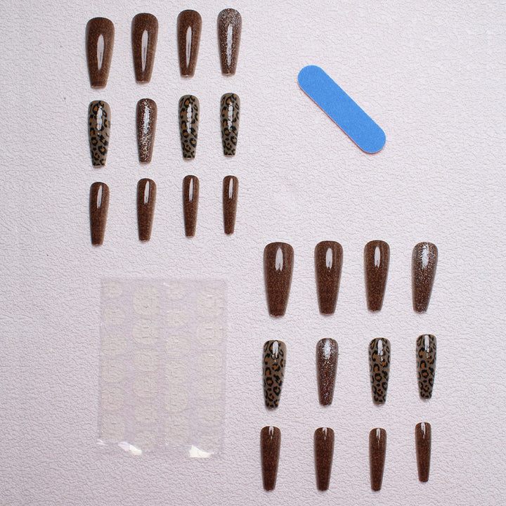 Trendy Press-On Nail Set Bowlift