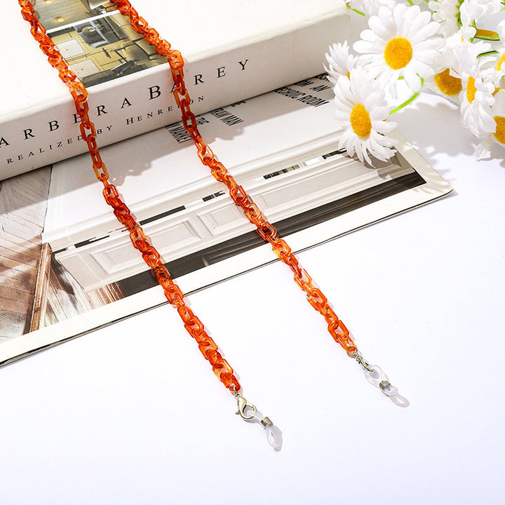 Fashionable necklace with clip clasp Bowlift