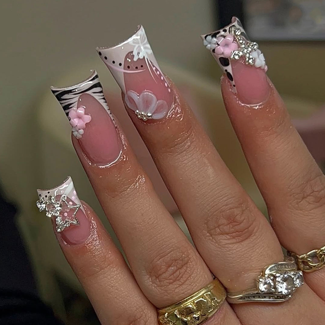 Decorative Acrylic Nail Extensions Bowlift