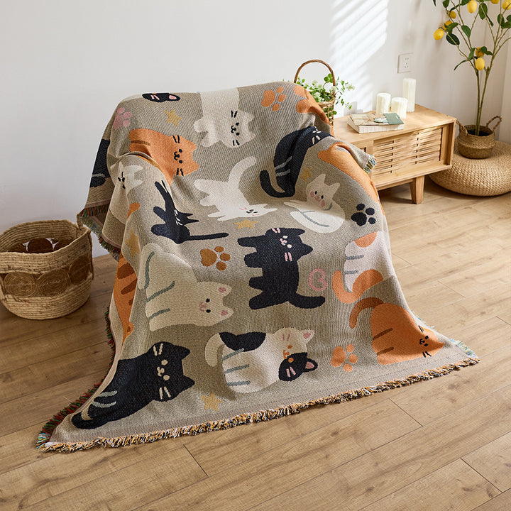 Playful Cat-Themed Throw Blanket
