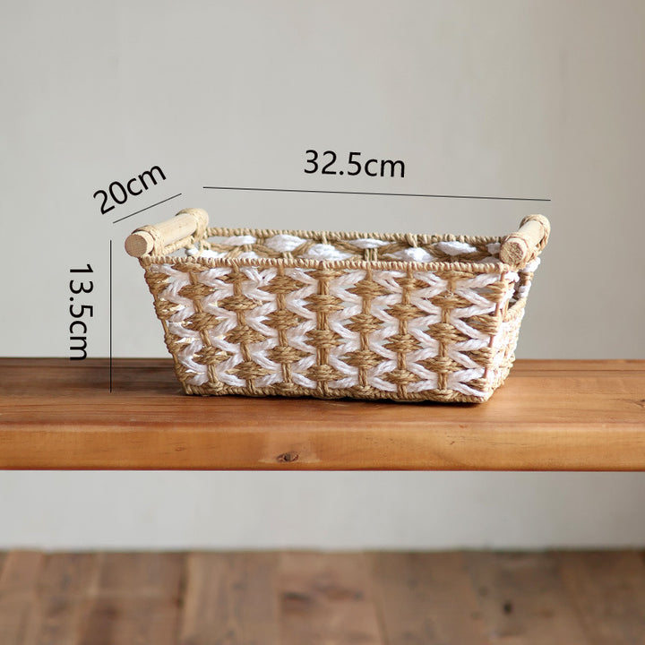 Handcrafted laundry basket made of natural material Bowlift