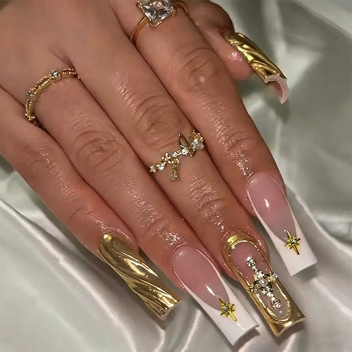 Glamorous Artificial Nail Set Bowlift