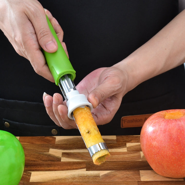Innovative fruit and vegetable cutter with ergonomic handle Bowlift