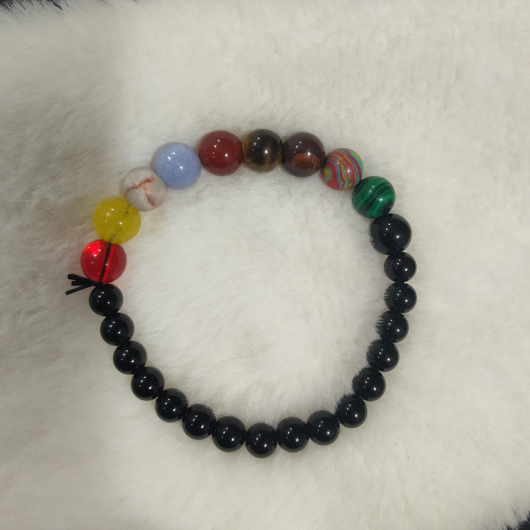 Colorful bracelet with natural stones Bowlift
