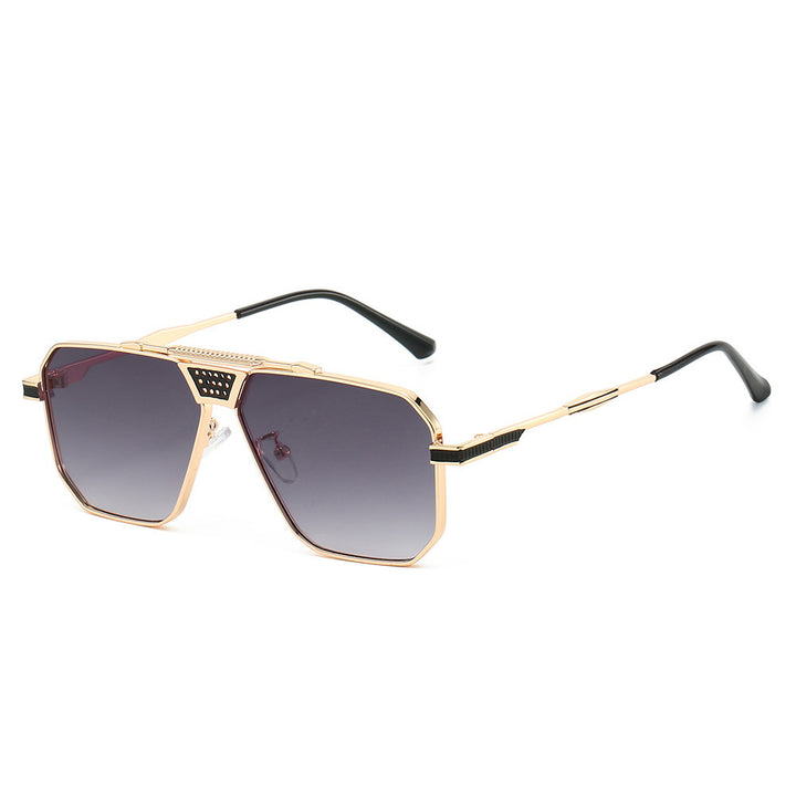 Ladies sunglasses in luxurious, geometric design Bowlift
