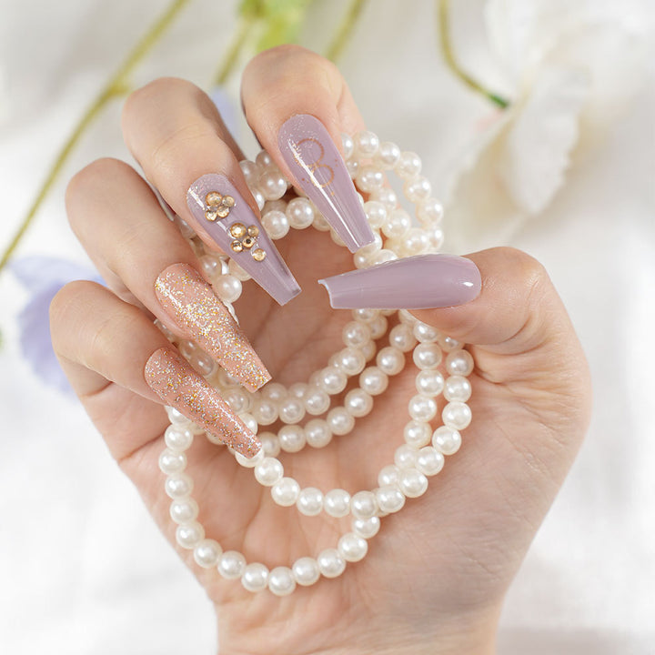 Glamorous Stiletto Nail Set Bowlift