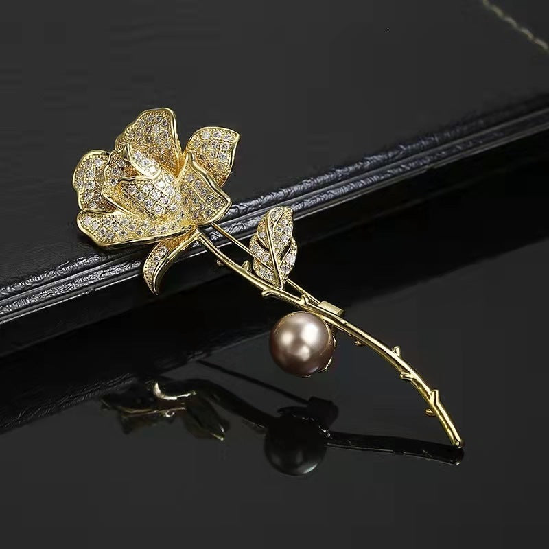 Elegant Brooch in Flower Shape with Rhinestones and Pearl Bowlift